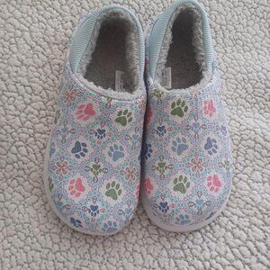 Lovely, Comfy New/Unused slippers from The Animal Rescue Site; Size 8 woman's
